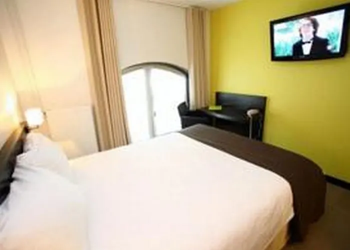 ホテル Perrache